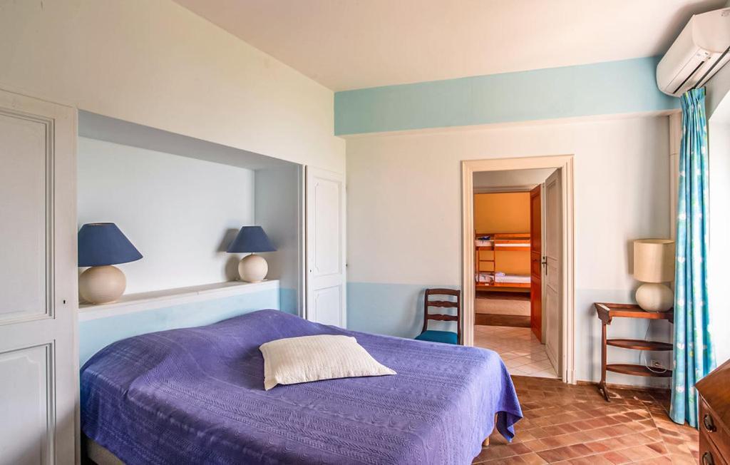 La Malpagne, 400m2 Les Pieds Dans L'eau * Rayol-Canadel-sur-Mer