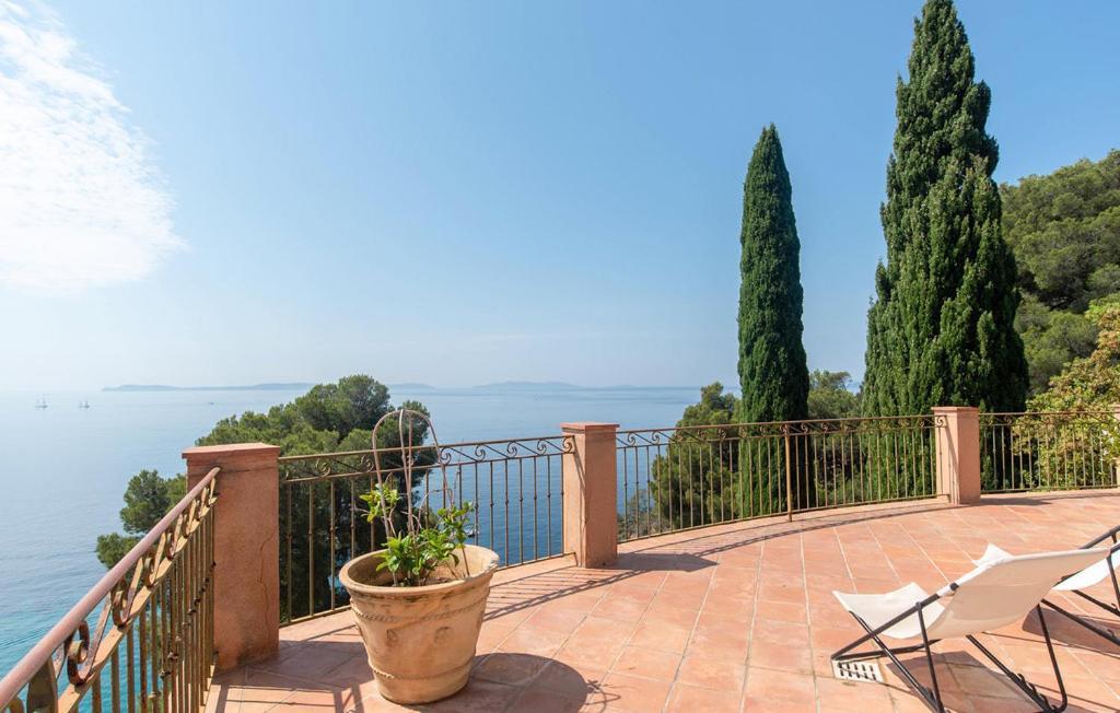 La Malpagne, 400m2 Les Pieds Dans L'eau Villa Rayol-Canadel-sur-Mer
